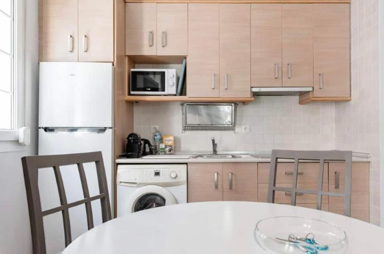 Apartamentos La Llum Аліканте Екстер'єр фото